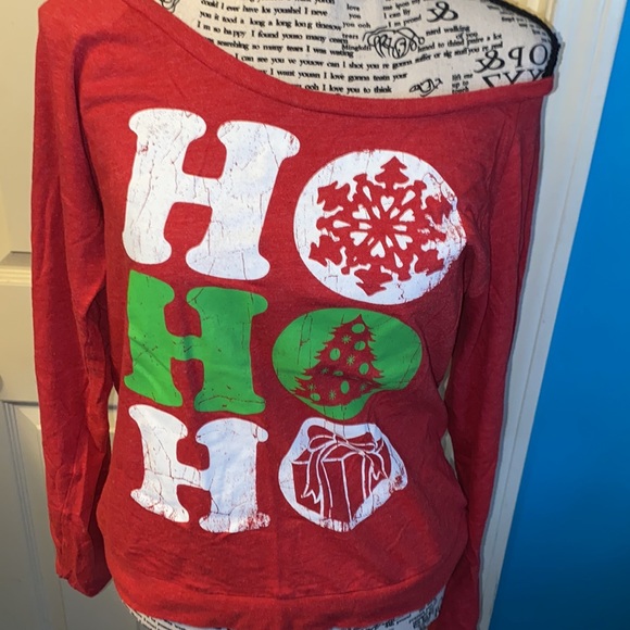 Women’s Christmas shirt - Picture 2 of 4